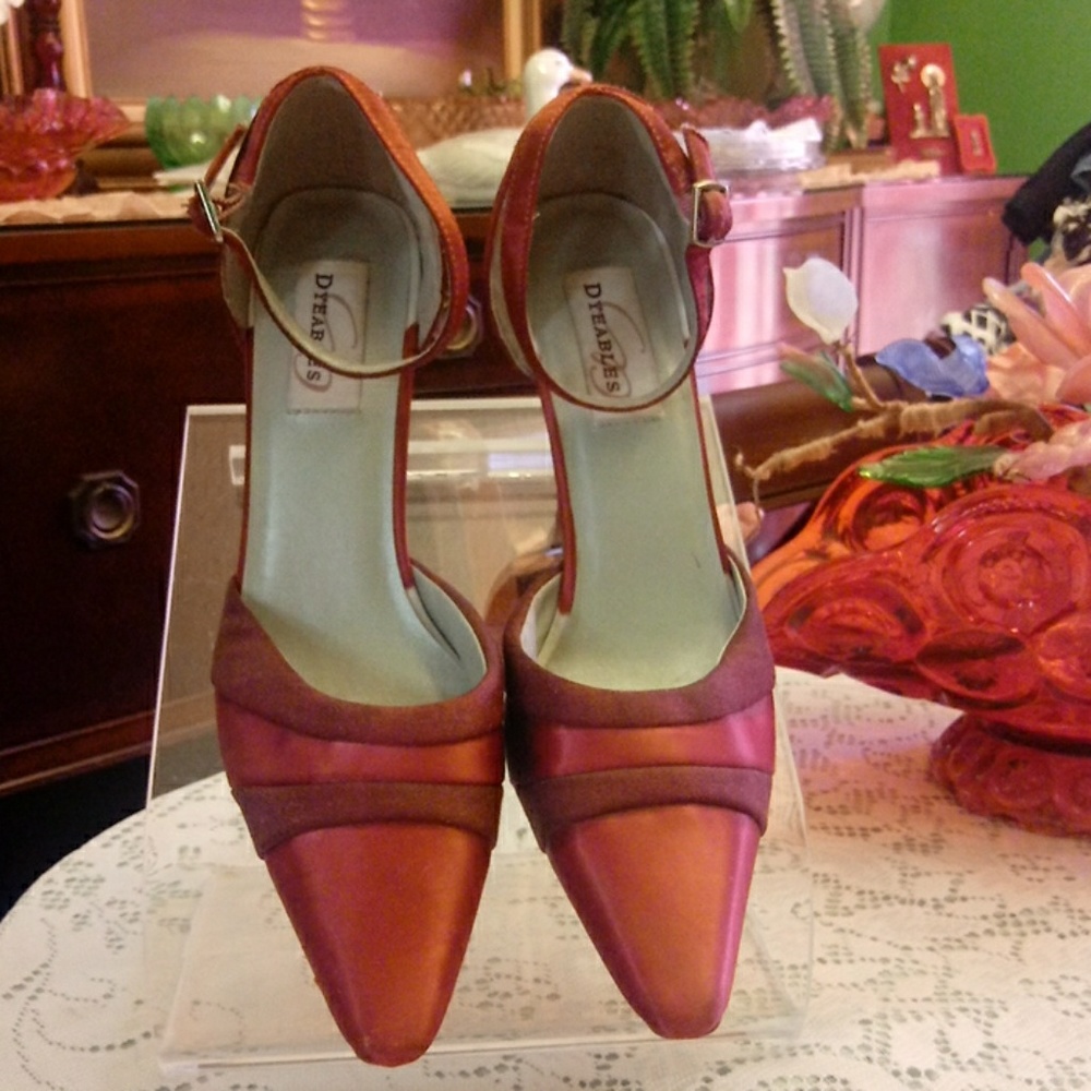 Durables heels